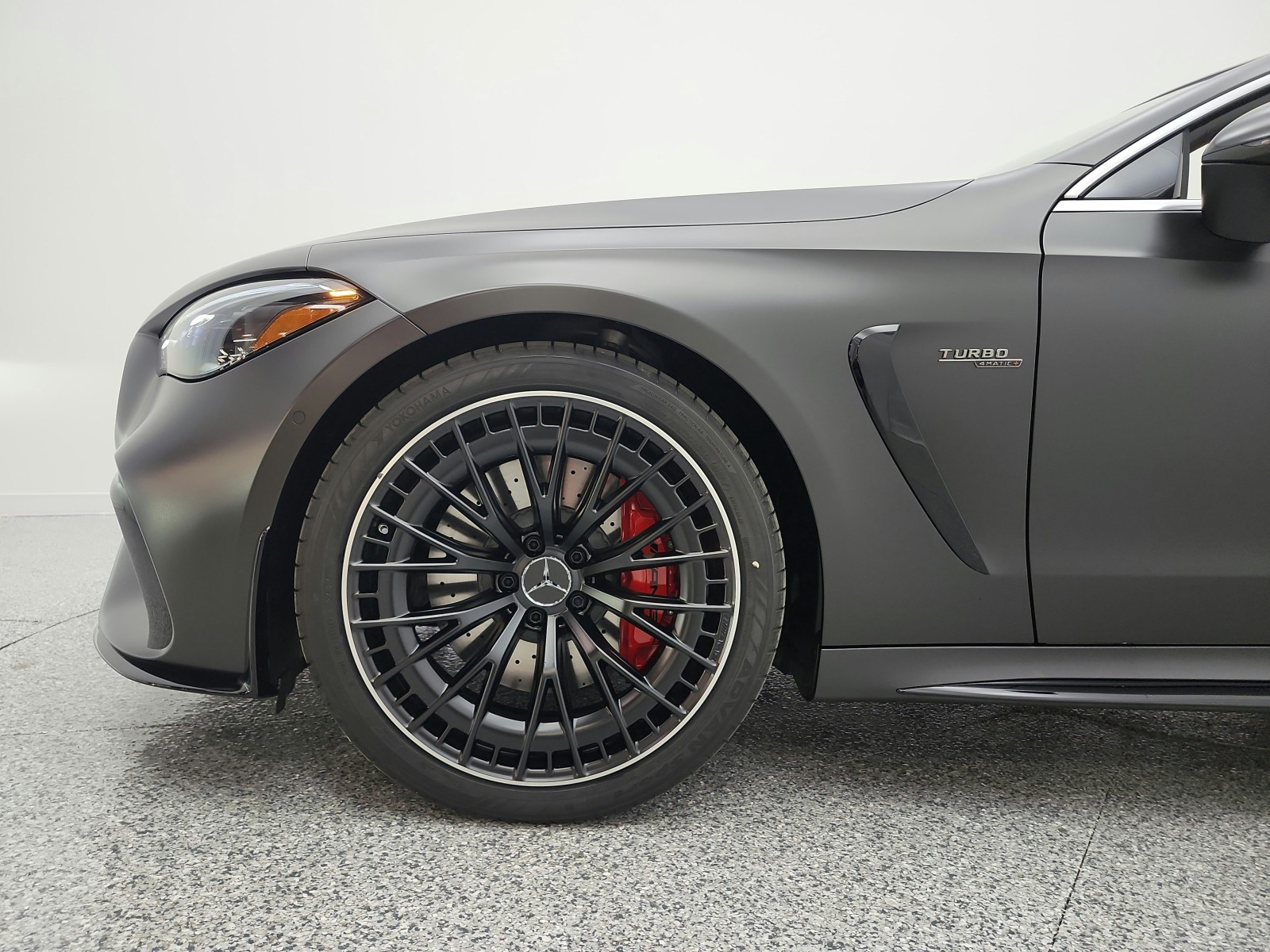 New 2026 MANUFAKTUR Graphite Grey Magno Mercedes-Benz AMG® CLE 53 image 15