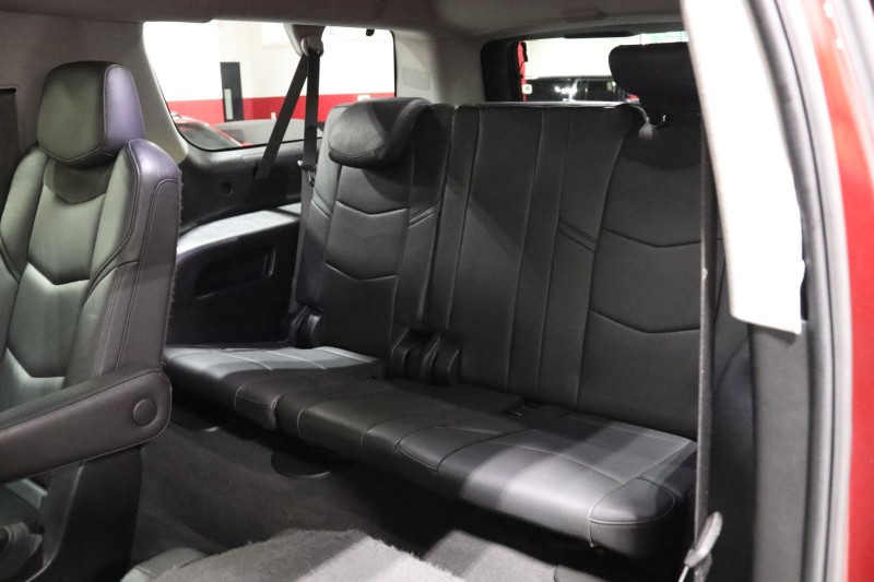 2020 Cadillac Escalade ESV 4dr Suv in , 