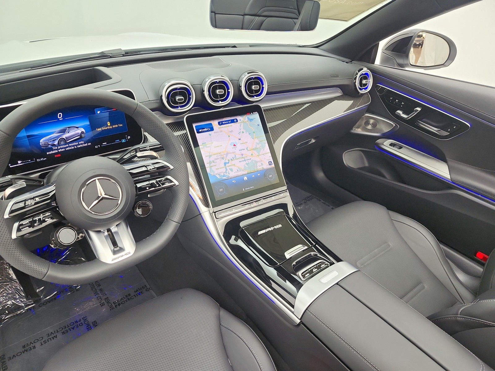 New 2026 MANUFAKTUR Moonlight White Metallic Mercedes-Benz AMG® CLE 53 4MATIC+ Cabriolet image 13