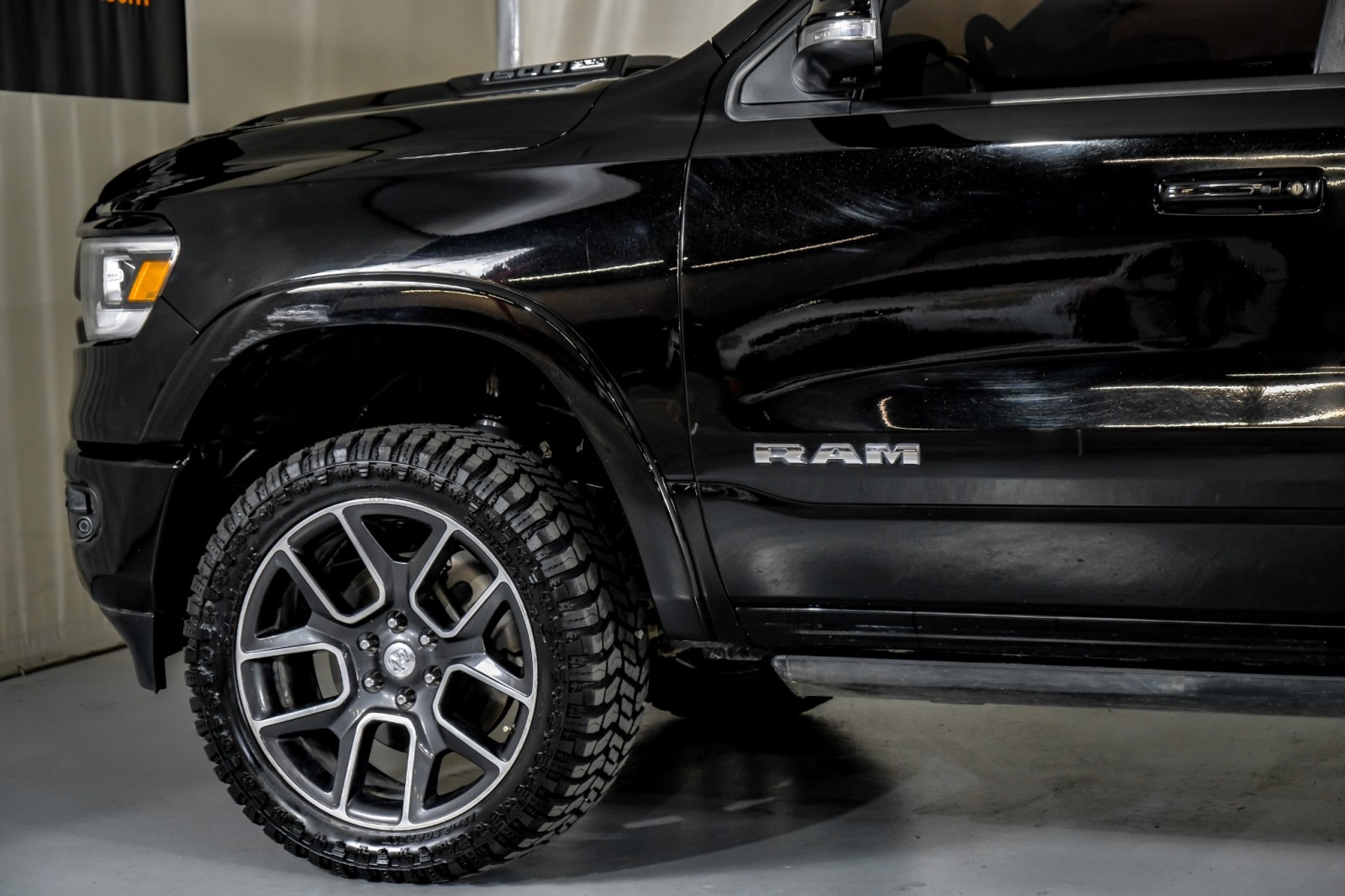 2019 Ram 1500 Laramie 12