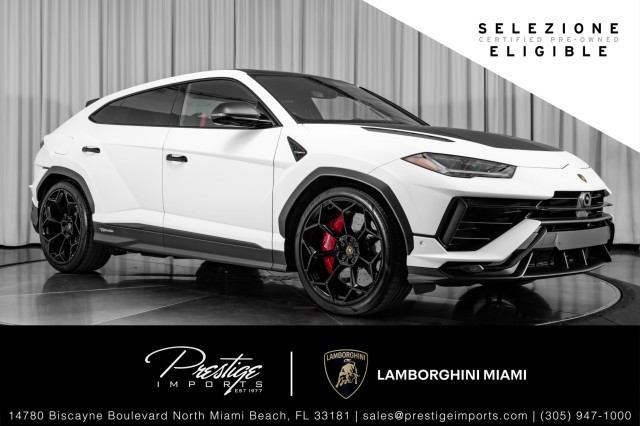 /2024 Lamborghini Urus