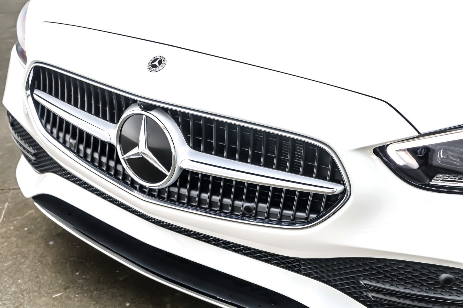 New 2026 Polar White Mercedes-Benz C 300 image 13