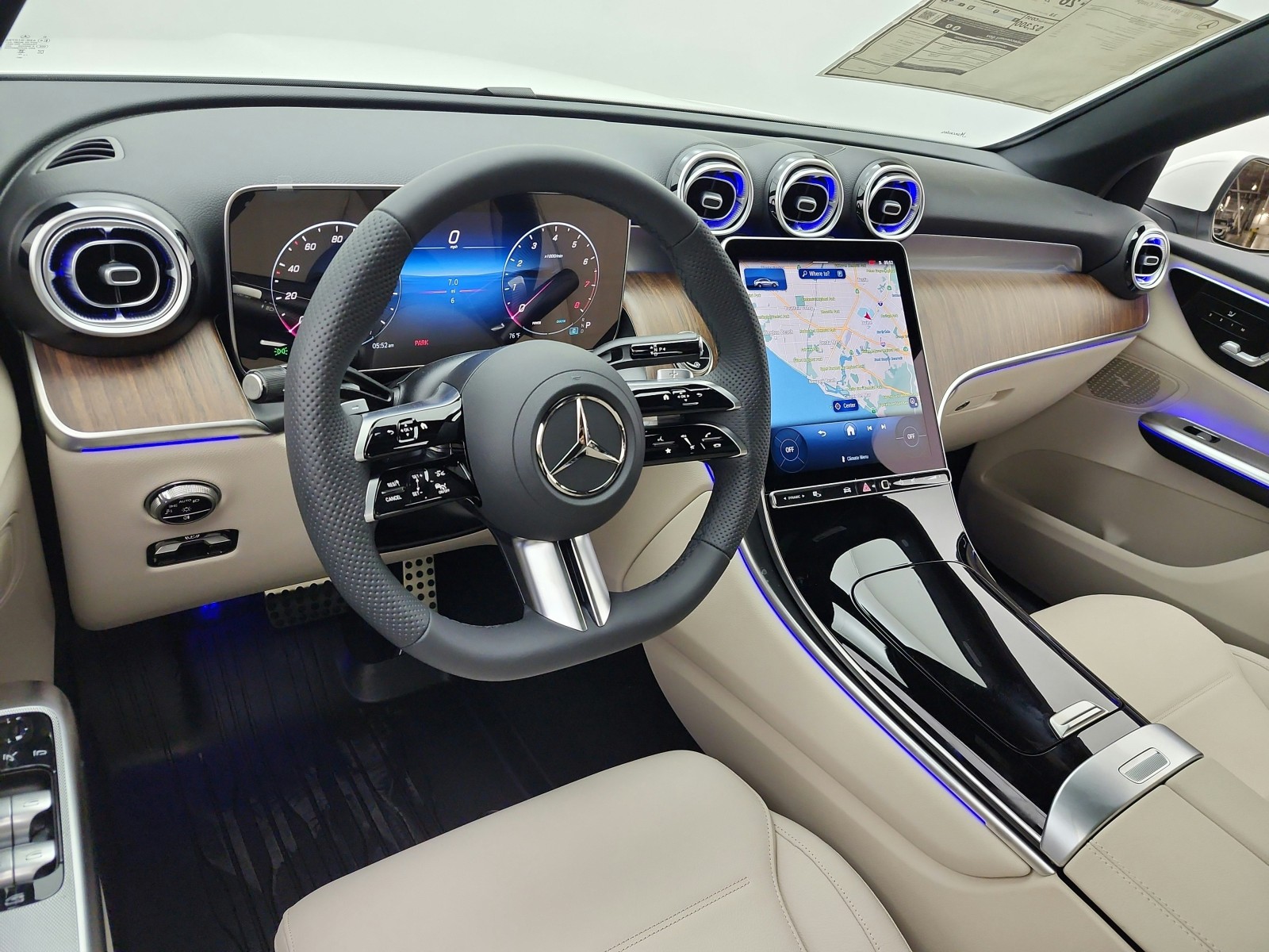 New 2027 Polar White Mercedes-Benz GLC 300 4MATIC® Coupe image 9