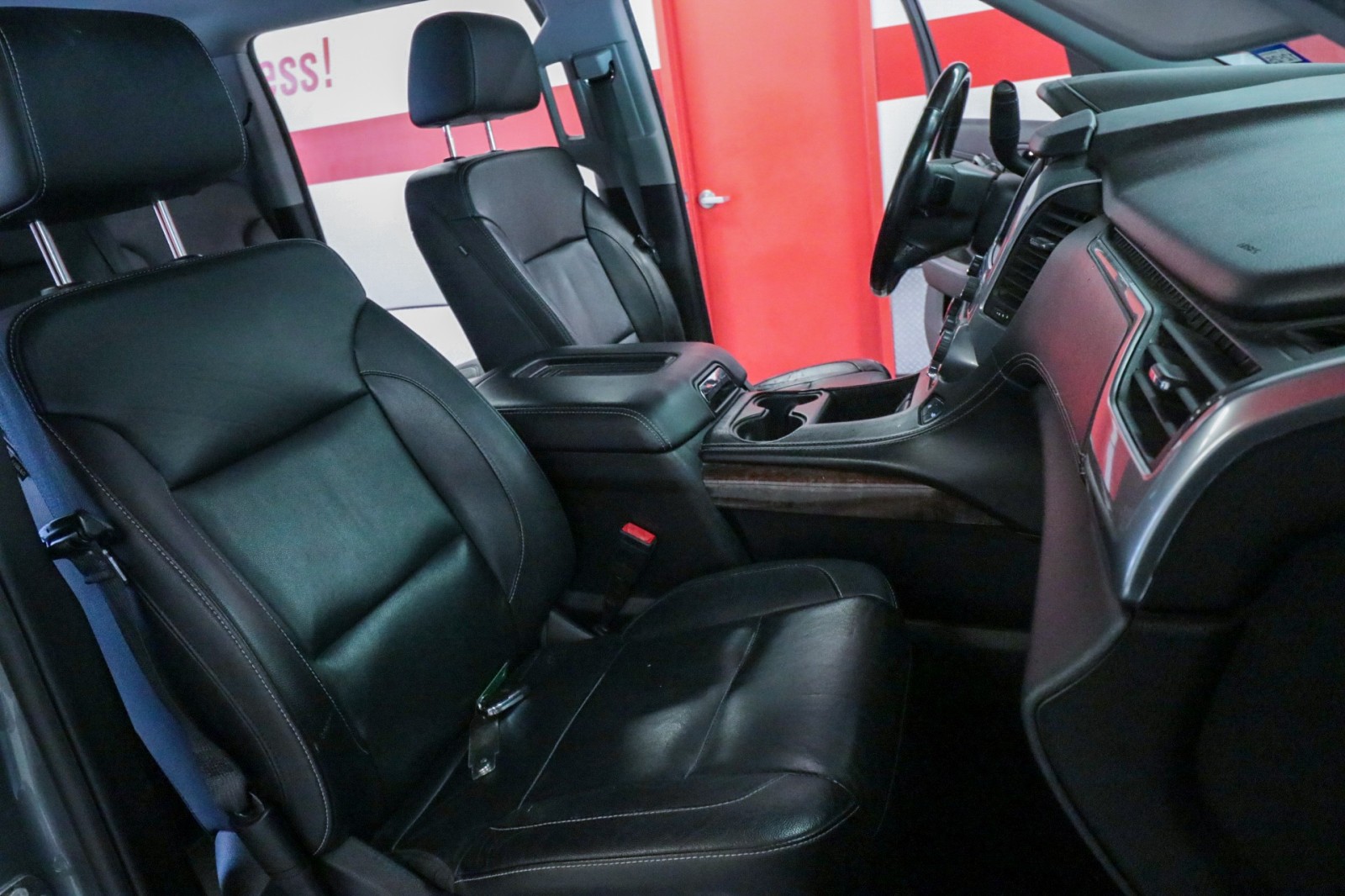 Used Car 2018 Chevrolet Suburban  Lt For Sale Under $25,000 In Austin, Texas