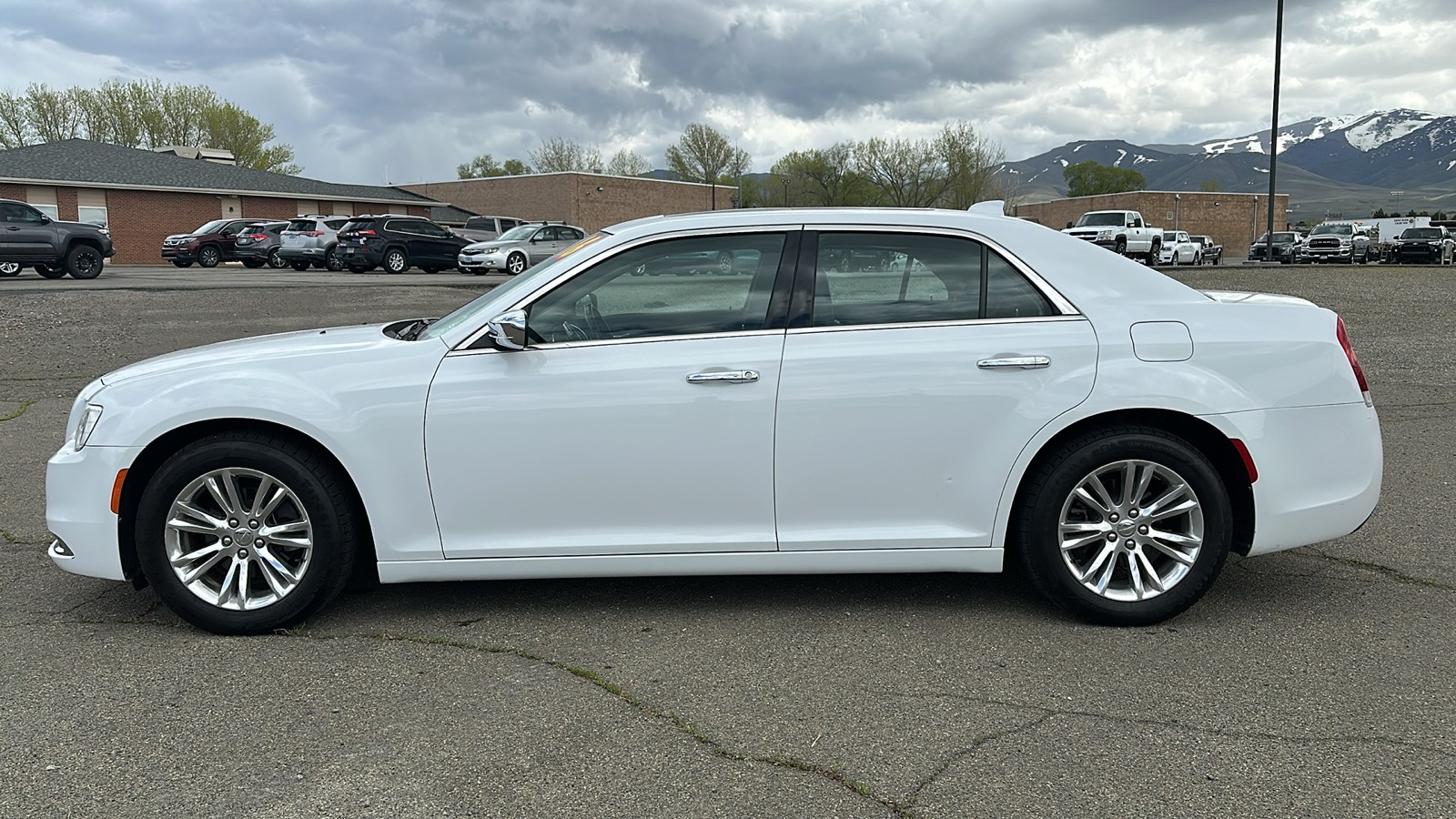 2016 Chrysler 300 300C 6