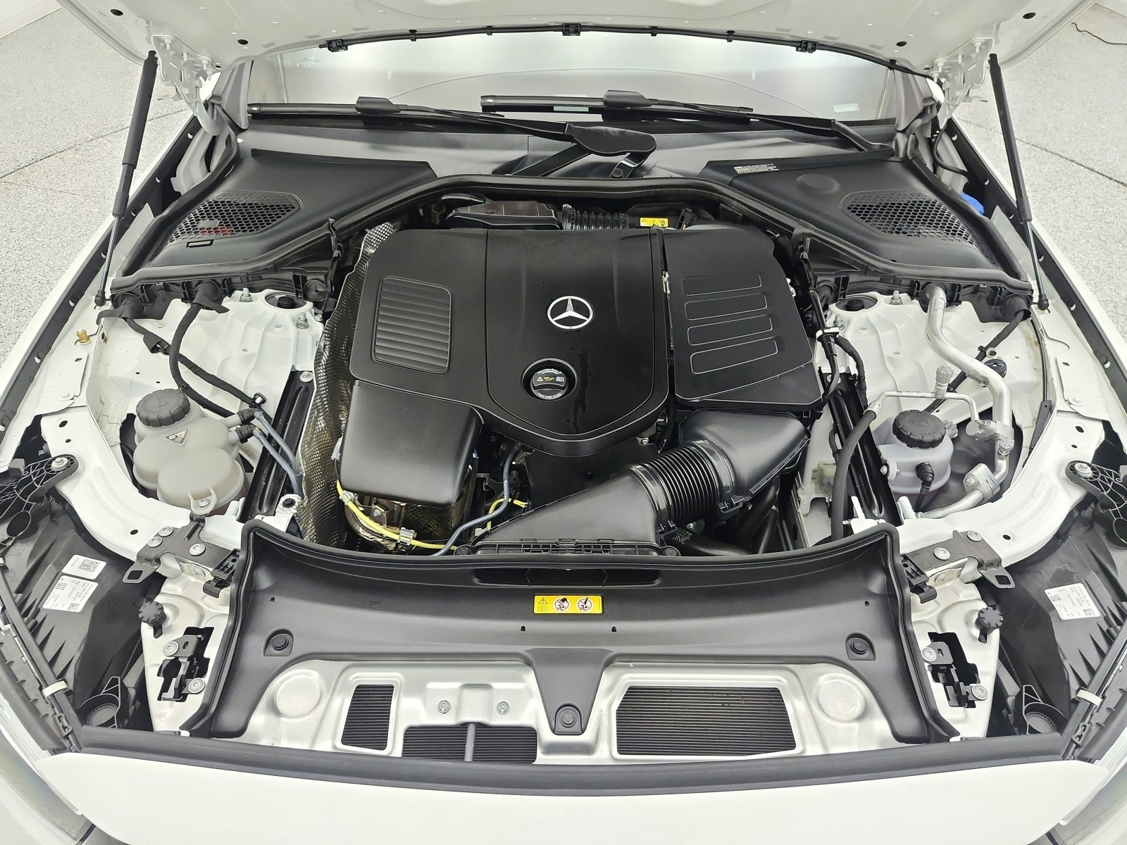 Certified Used 2026 Polar White Mercedes-Benz E 350 RWD Sedan image 17