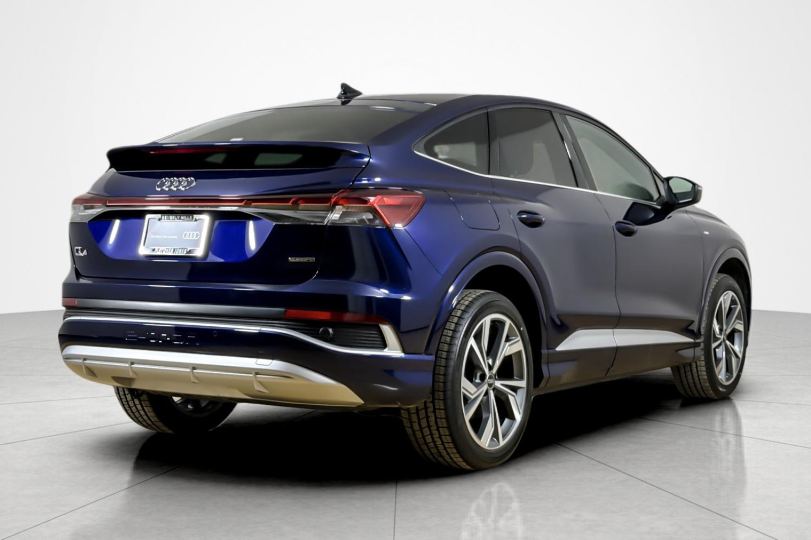 Certified Used 2023 Navarra Blue Metallic Audi Premium 50 quattro image 5