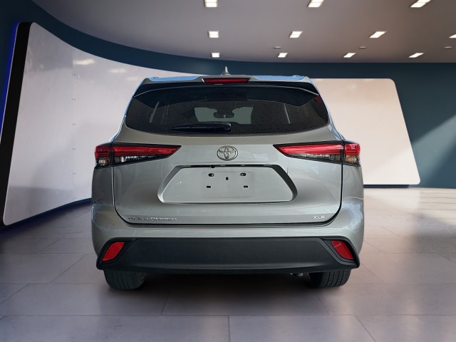 2021 Toyota Highlander XLE 4