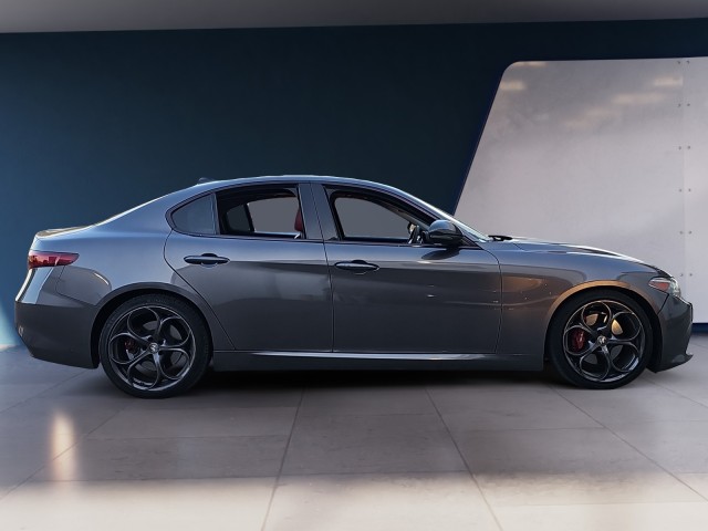 2019 Alfa Romeo Giulia Ti Sport 6