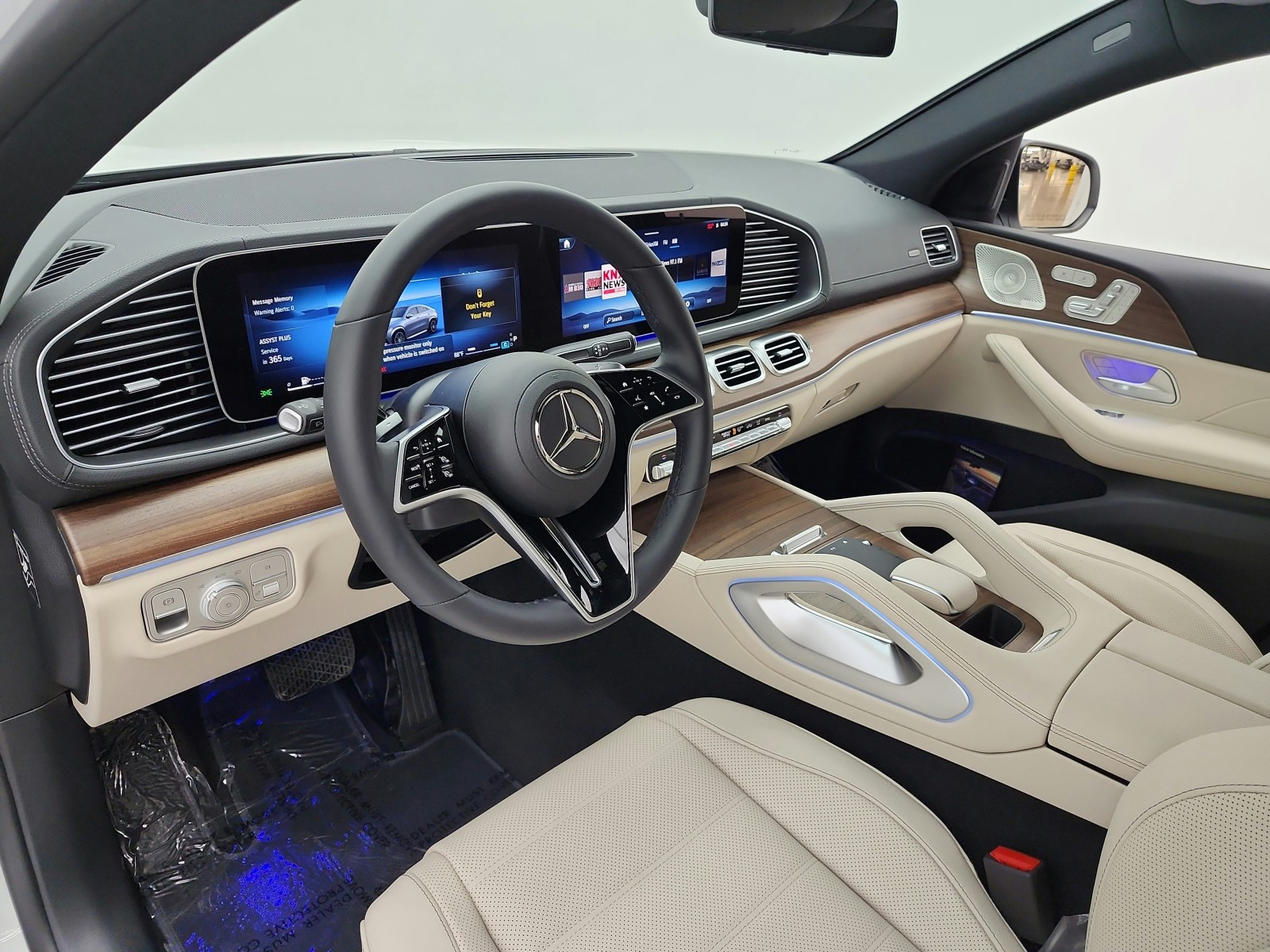 New 2026 Polar White Mercedes-Benz GLE 450 image 17