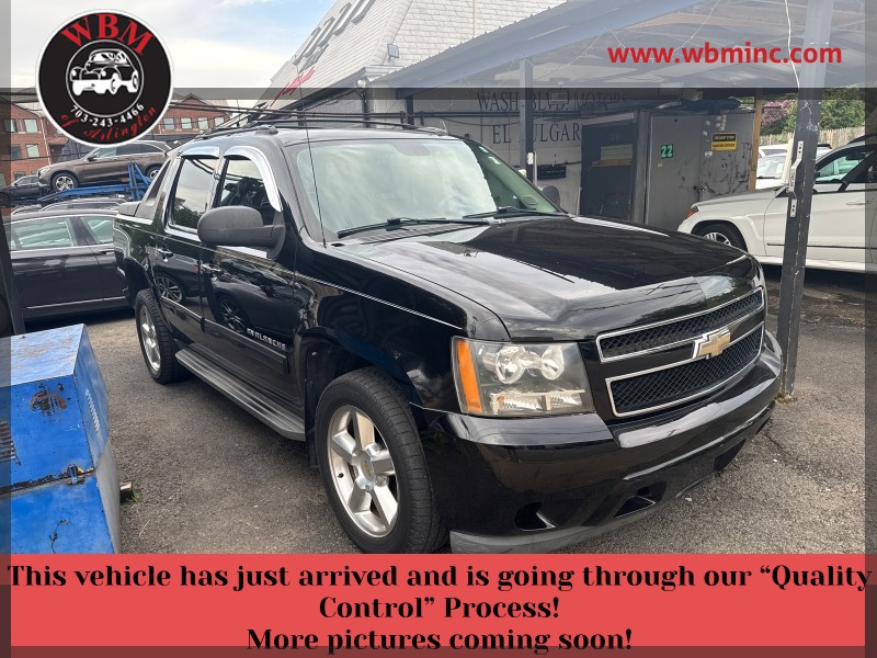 Black 2011 Chevrolet Avalanche Pickup Truck Four-Wheel Drive Automatic