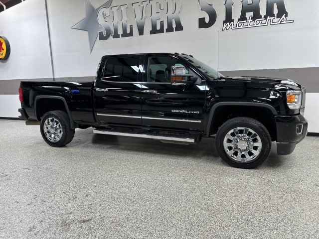 2018 GMC Sierra 2500HD Denali 4WD Duramax in , 