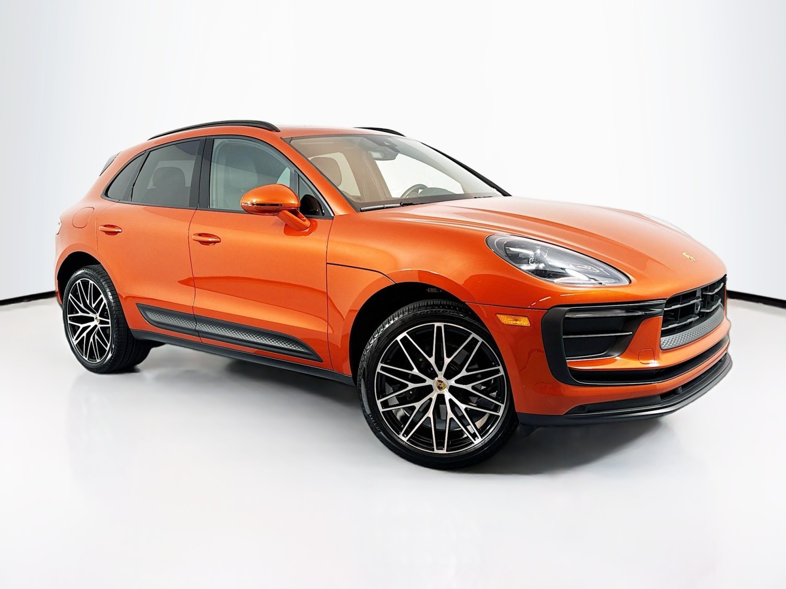 2024 Porsche Macan  3