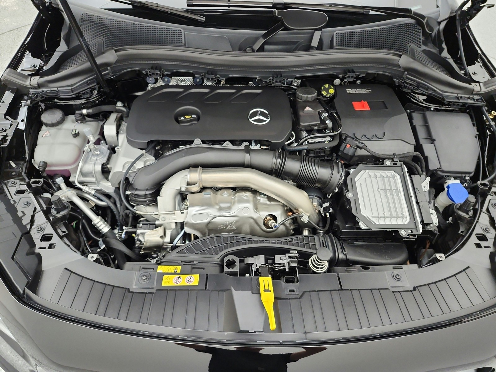 New 2026 Night Black Mercedes-Benz GLA 250 SUV image 12