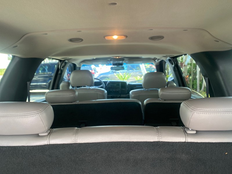 2001 Chevrolet Suburban LT Z71 1 FL 4WD 44 SERVICES NO ACCIDENTS in ,