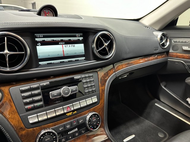 2014 Mercedes-Benz SL-Class SL 550 in , 