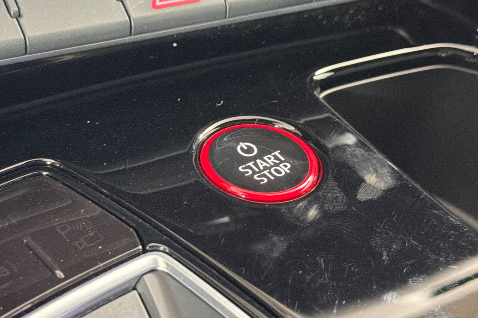 Used 2024 Suzuka Gray Metallic Audi Premium Plus quattro image 21