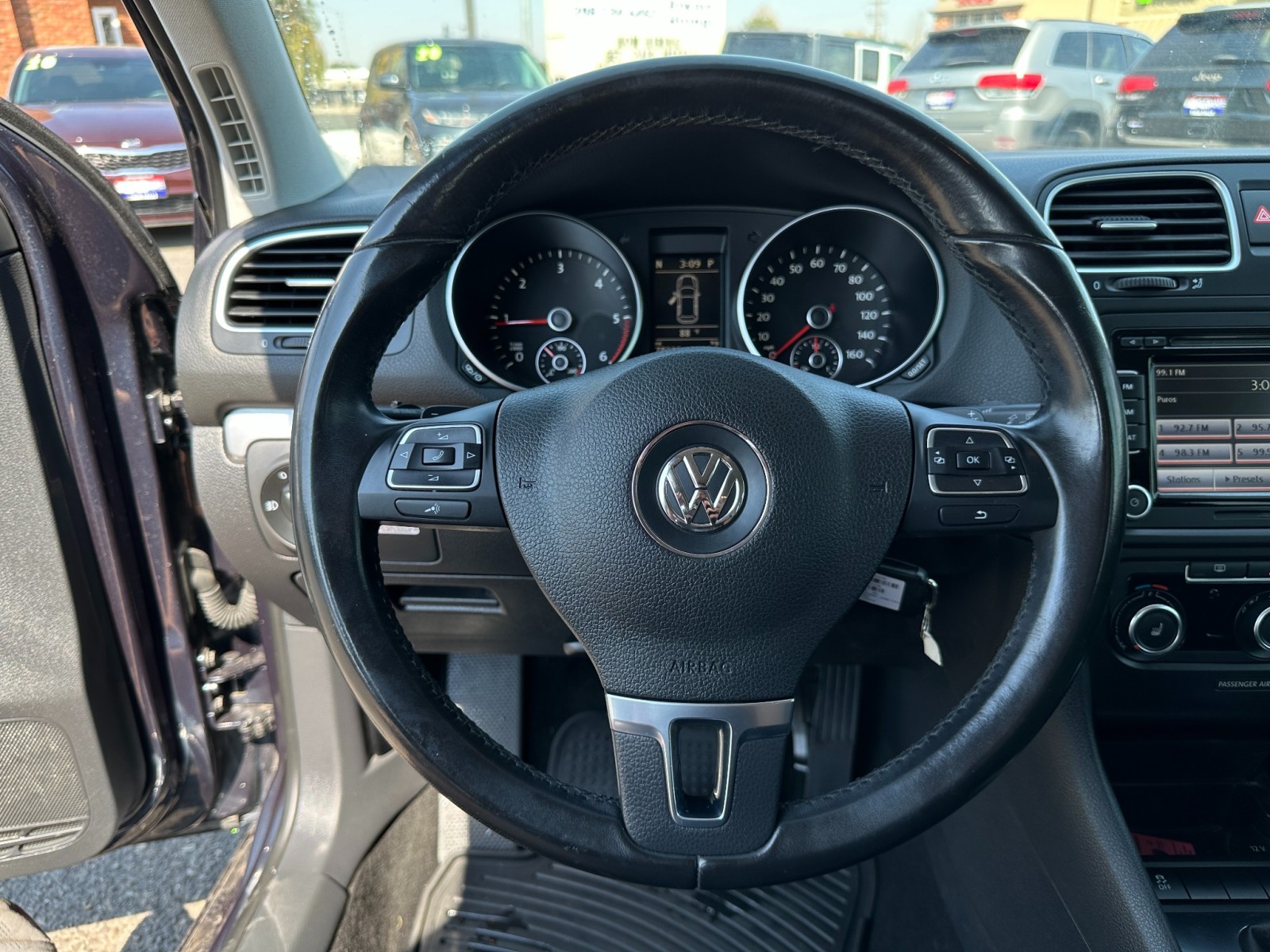 2014 Volkswagen Golf TDI 13