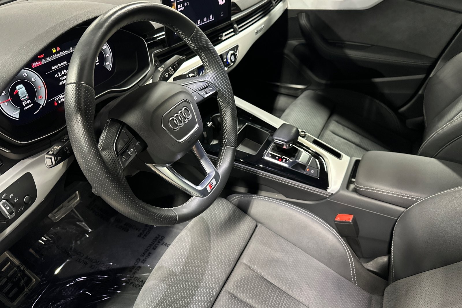 Used 2023 Ibis White Audi S line Premium Plus 45 TFSI quattro image 9