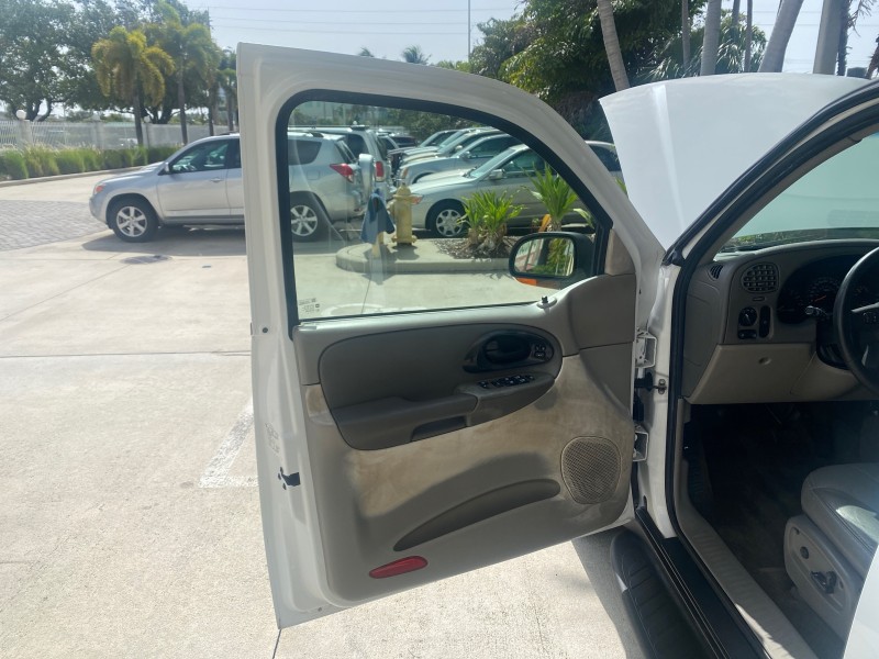 2002 Chevrolet TrailBlazer EXT LT  SUV LOW MILES 69,572 in , 