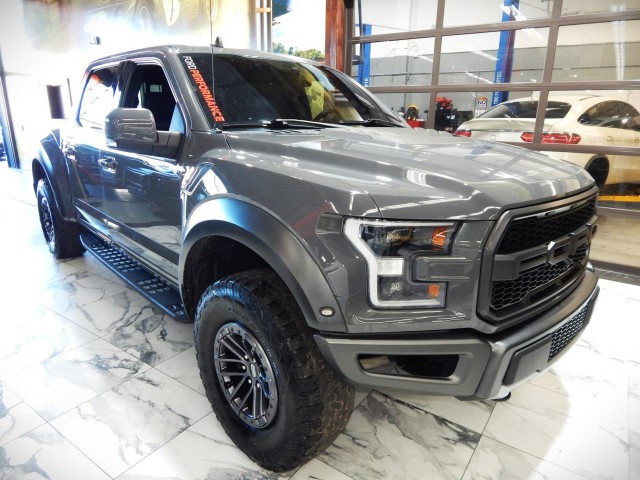 2020 Ford F-150 Raptor in Springfield, New Jersey