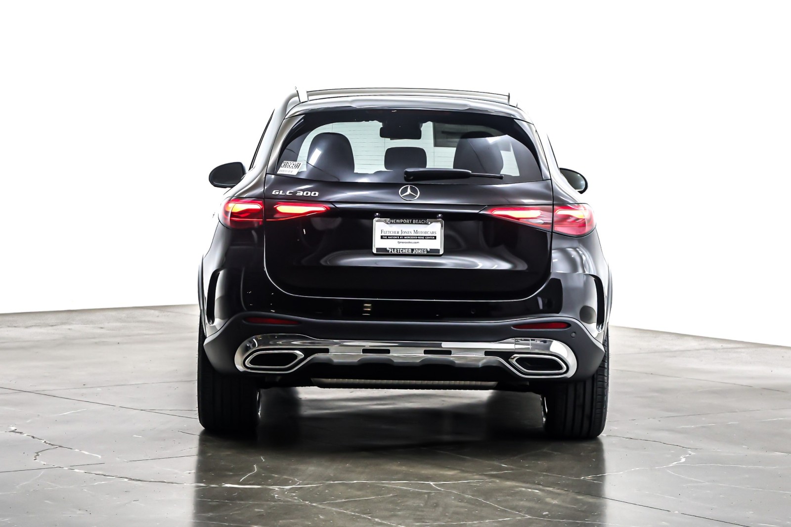 New 2026 Black Mercedes-Benz GLC 300 image 3