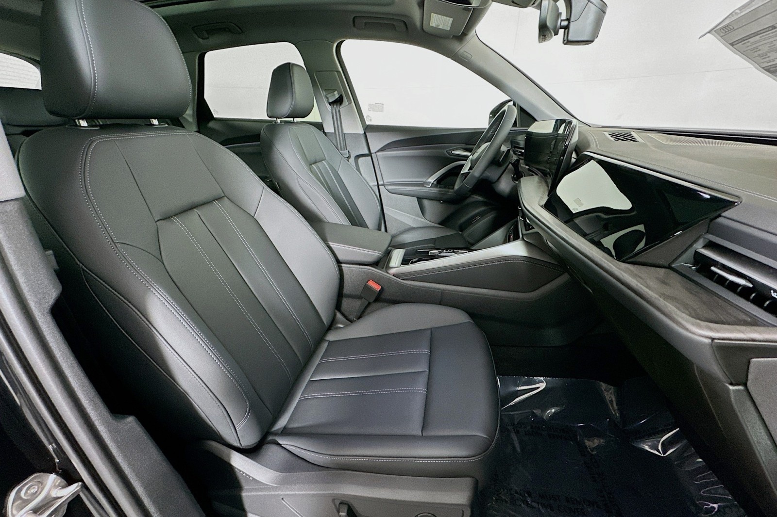 New 2026 Mythos Black Metallic Audi Premium image 8