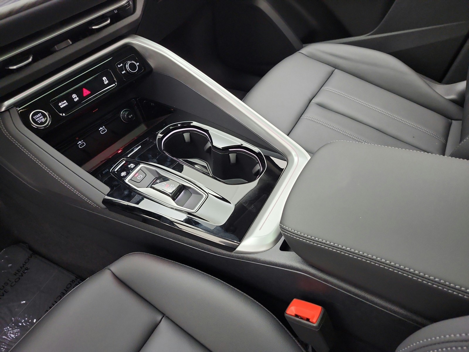 New 2026 Daytona Gray Pearl Effect Audi Premium Plus 2.0 TFSI quattro image 10