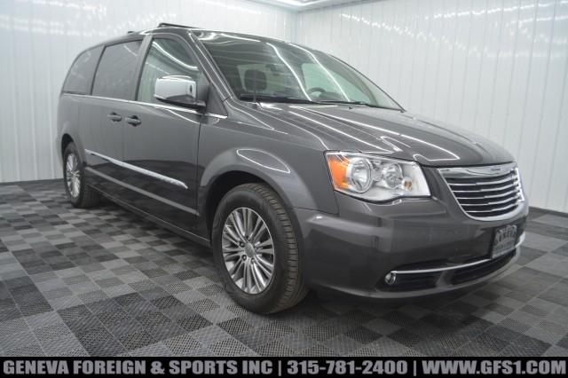 Used 2016 Chrysler Town & Country Touring-L