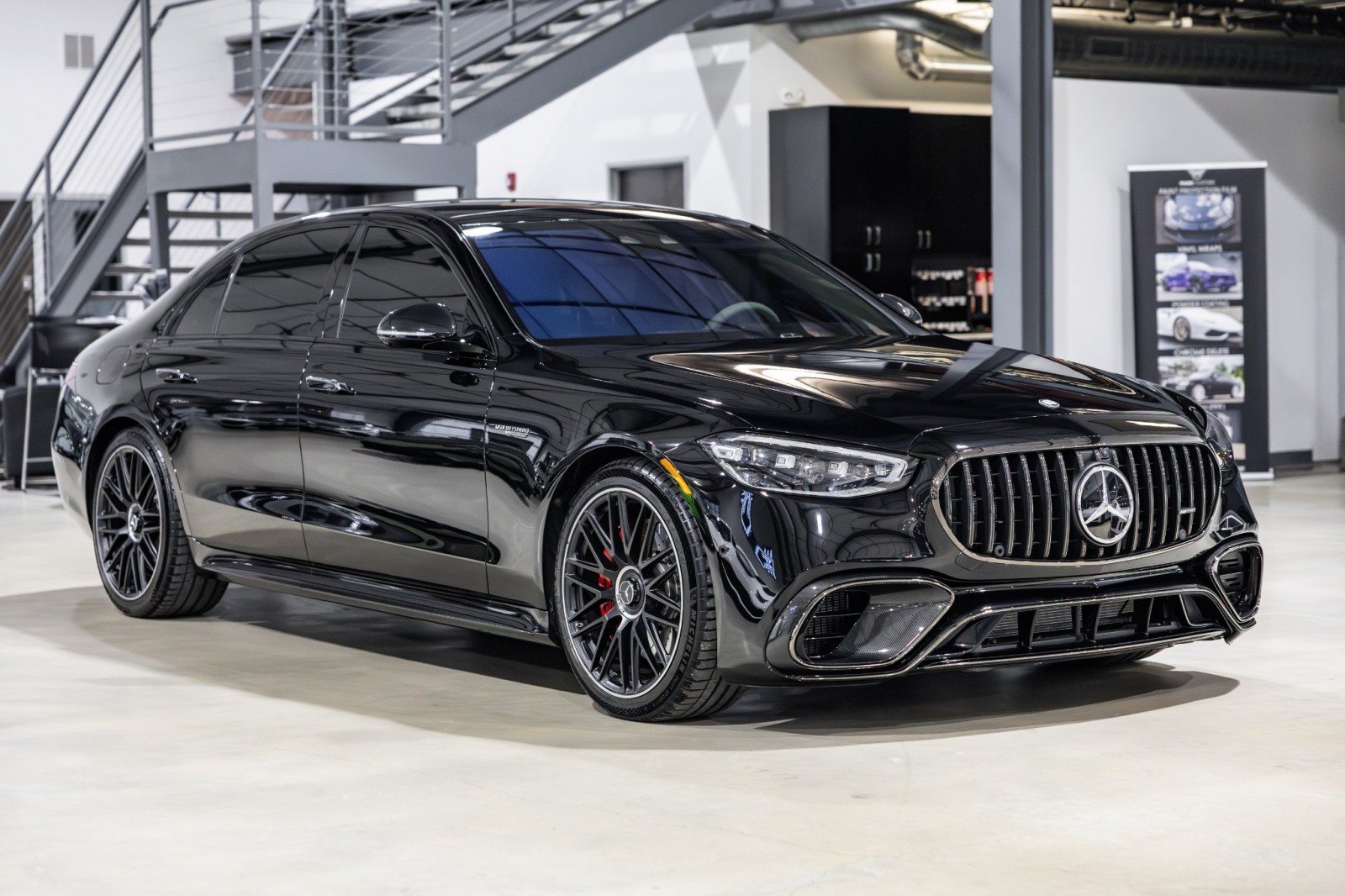 Used Car 2025 Mercedes-benz S-class  Amg S 63 E For Sale Under $180,000 In Boerne, Texas