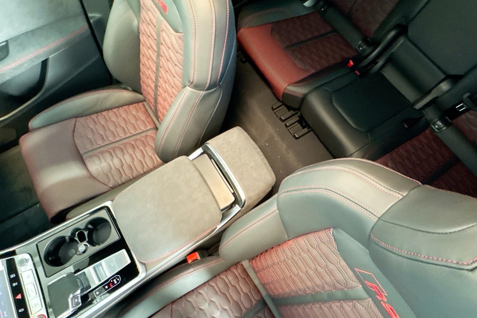 New 2026 Mythos Black Metallic Audi performance quattro image 18