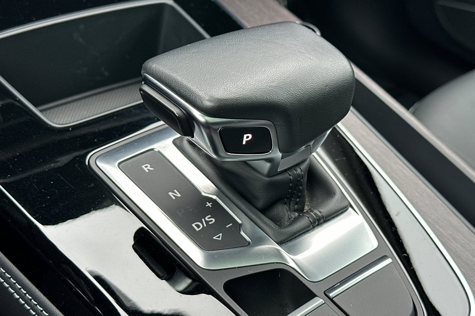 Used 2023 Daytona Gray Pearl Effect Audi S line Premium Plus 45 TFSI quattro image 20