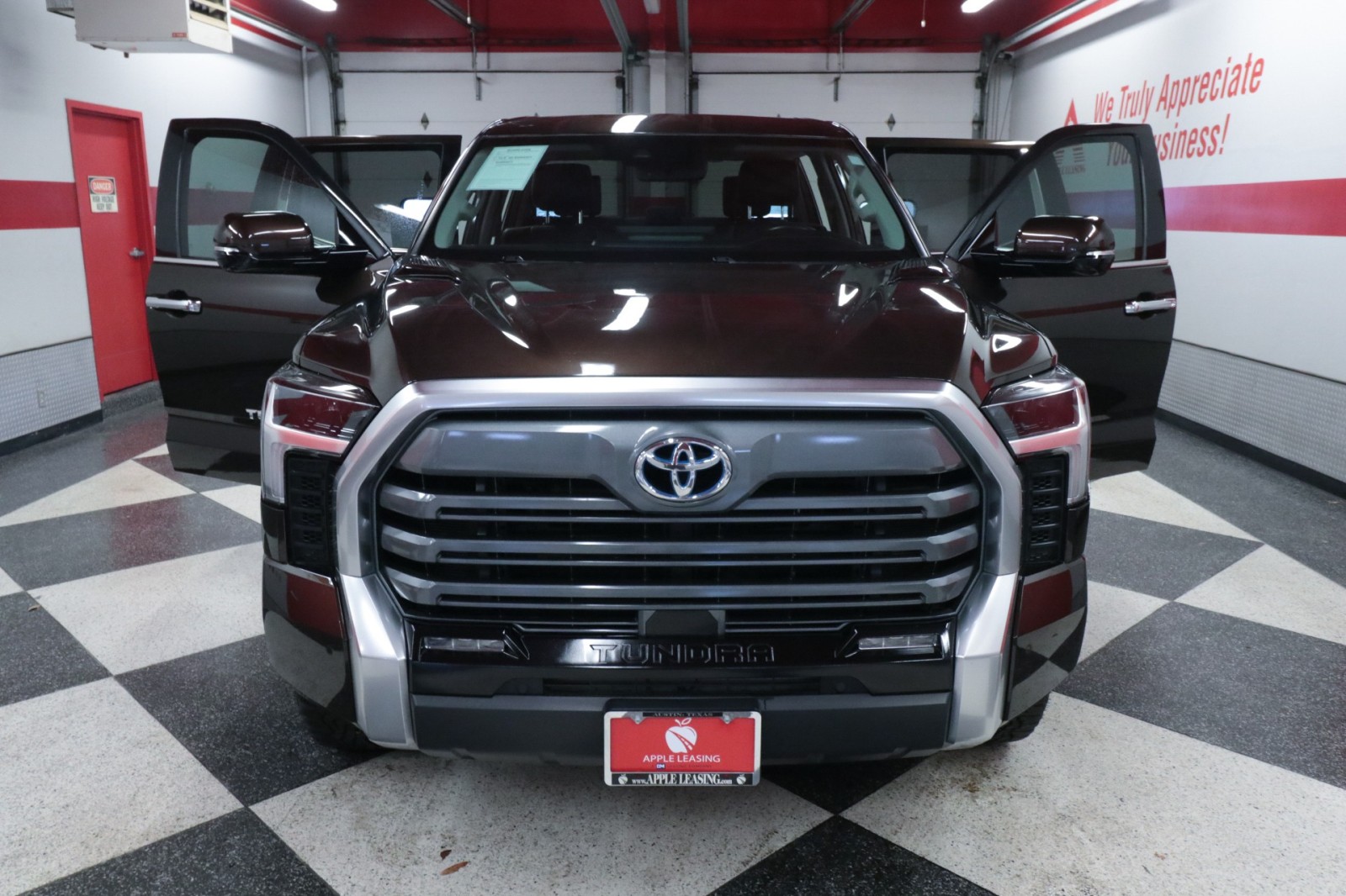 Used Car 2023 Toyota Tundra 4wd  Limited Hybrid For Sale Under $50,000 In Austin, Texas