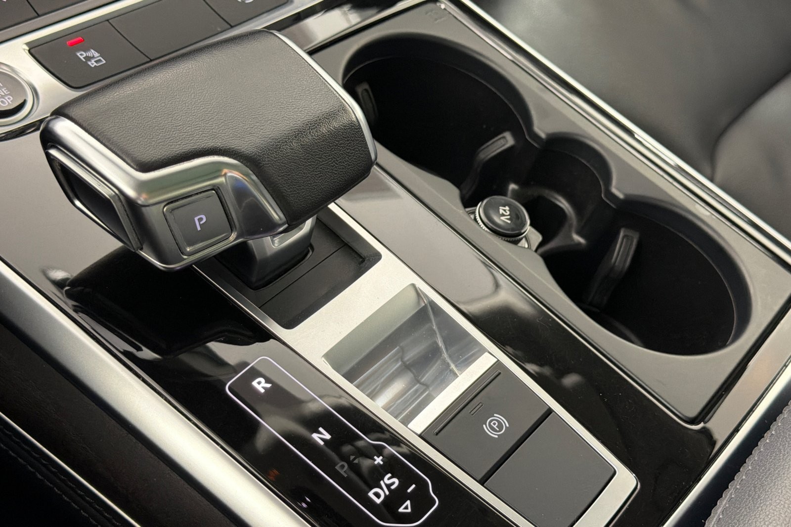 Used 2023 Mythos Black Metallic Audi Premium Plus 55 TFSI quattro image 21