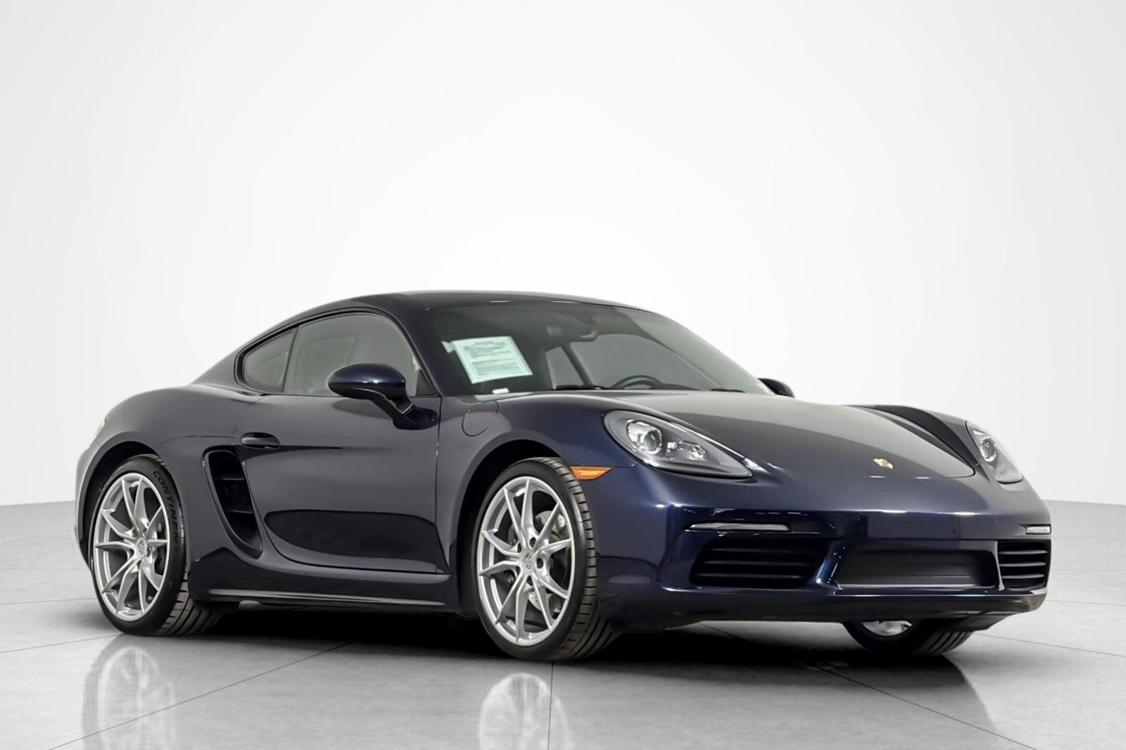 Used 2018 NIGHT BLUE Porsche Coupe image 7