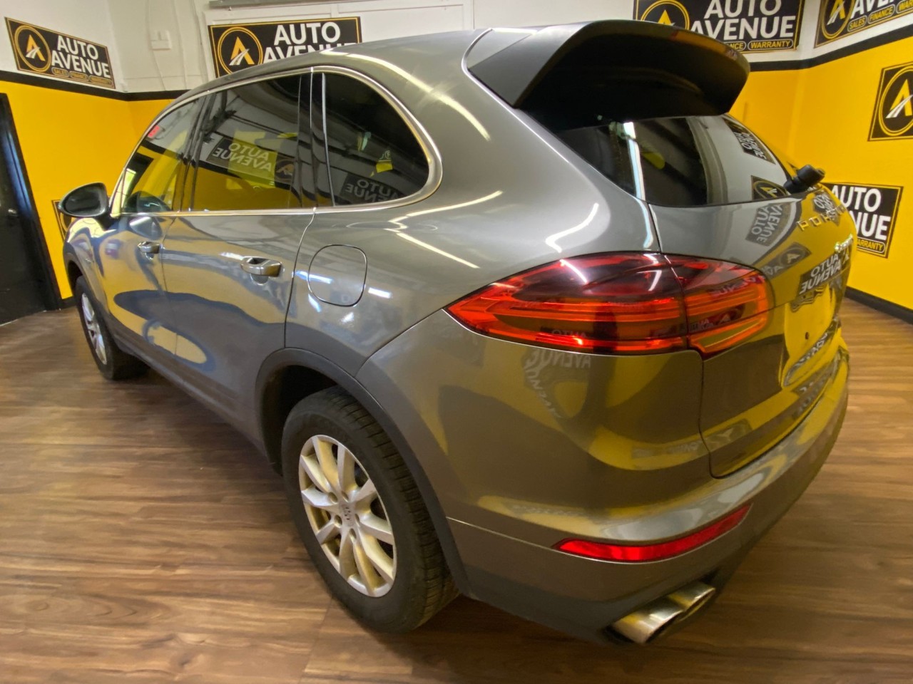 2016 Porsche Cayenne