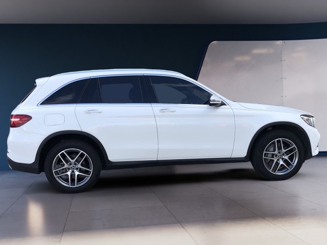 2019 Mercedes-Benz GLC GLC 300 6