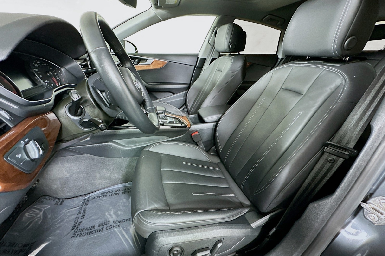 Used 2023 Manhattan Gray Metallic Audi Premium image 18