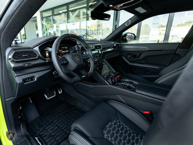 2023 Lamborghini Urus S in , 