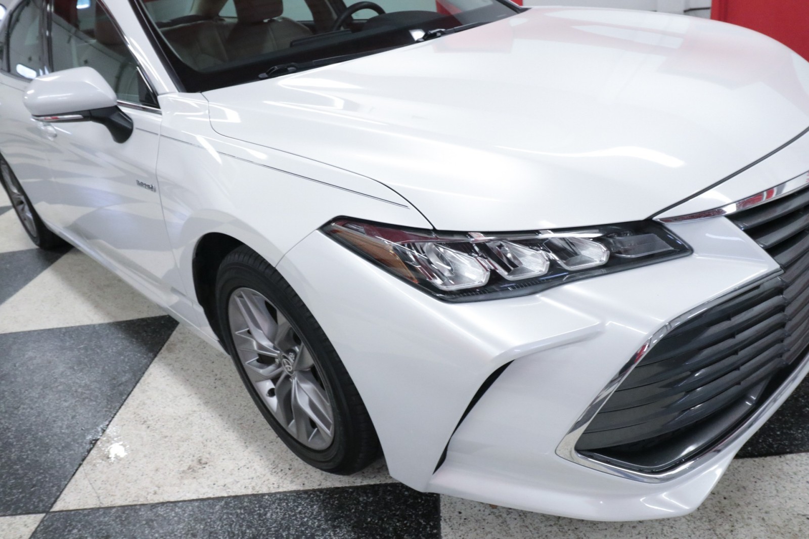 Used Car 2021 Toyota Avalon  Hybrid Xle For Sale Under $30,000 In Austin, Texas