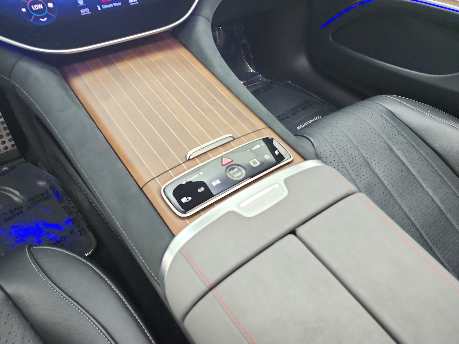 Certified Used 2023 MANUFAKTUR Diamond White Mercedes-Benz EQS 580 4MATIC® Sedan image 21