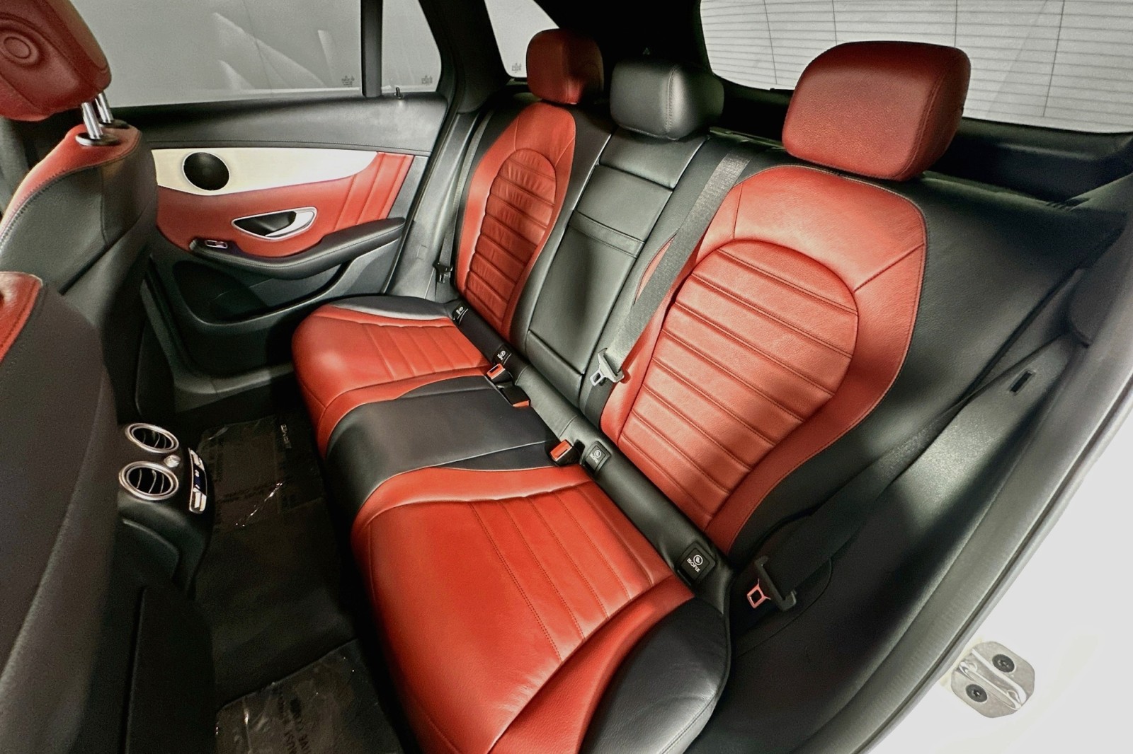 Used 2022 Polar White Mercedes-Benz AMG® GLC 43 image 9
