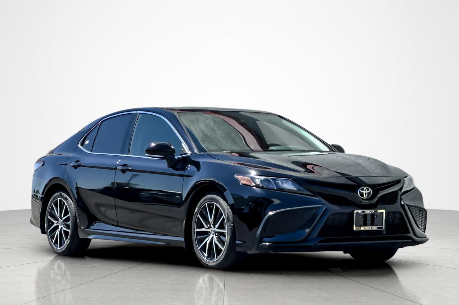 Certified Used 2024 MIDNIGHT BLACK Toyota SE image 7