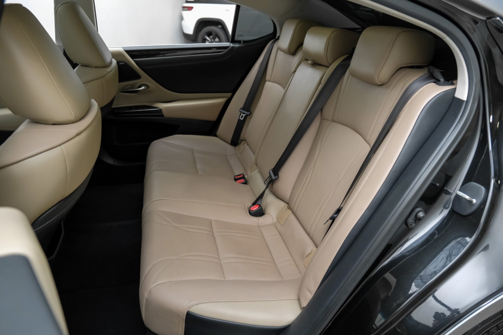 2020 Lexus ES 350 Luxury BlindSpot NavMarkLevAudio LEDLights Htd 42