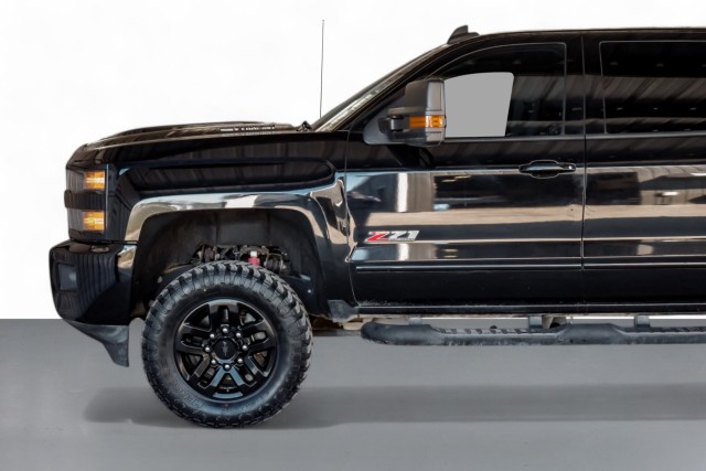 2018 Chevrolet Silverado 2500HD LTZ 12