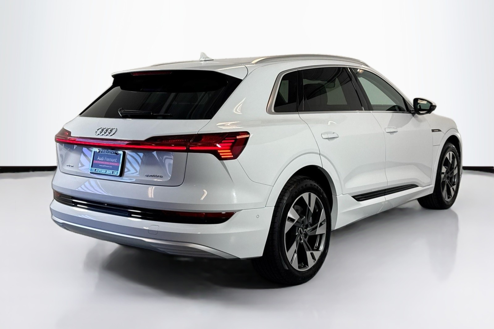 Used 2022 Glacier White Metallic Audi Premium Plus image 5