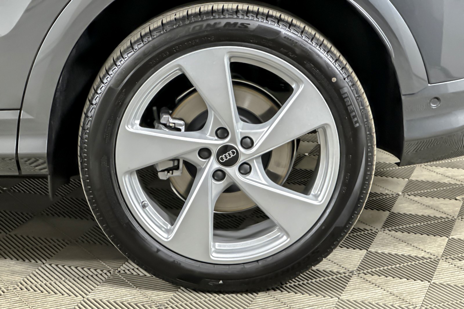 New 2026 Daytona Gray Pearl Effect Audi Premium Plus 2.0 TFSI quattro image 26