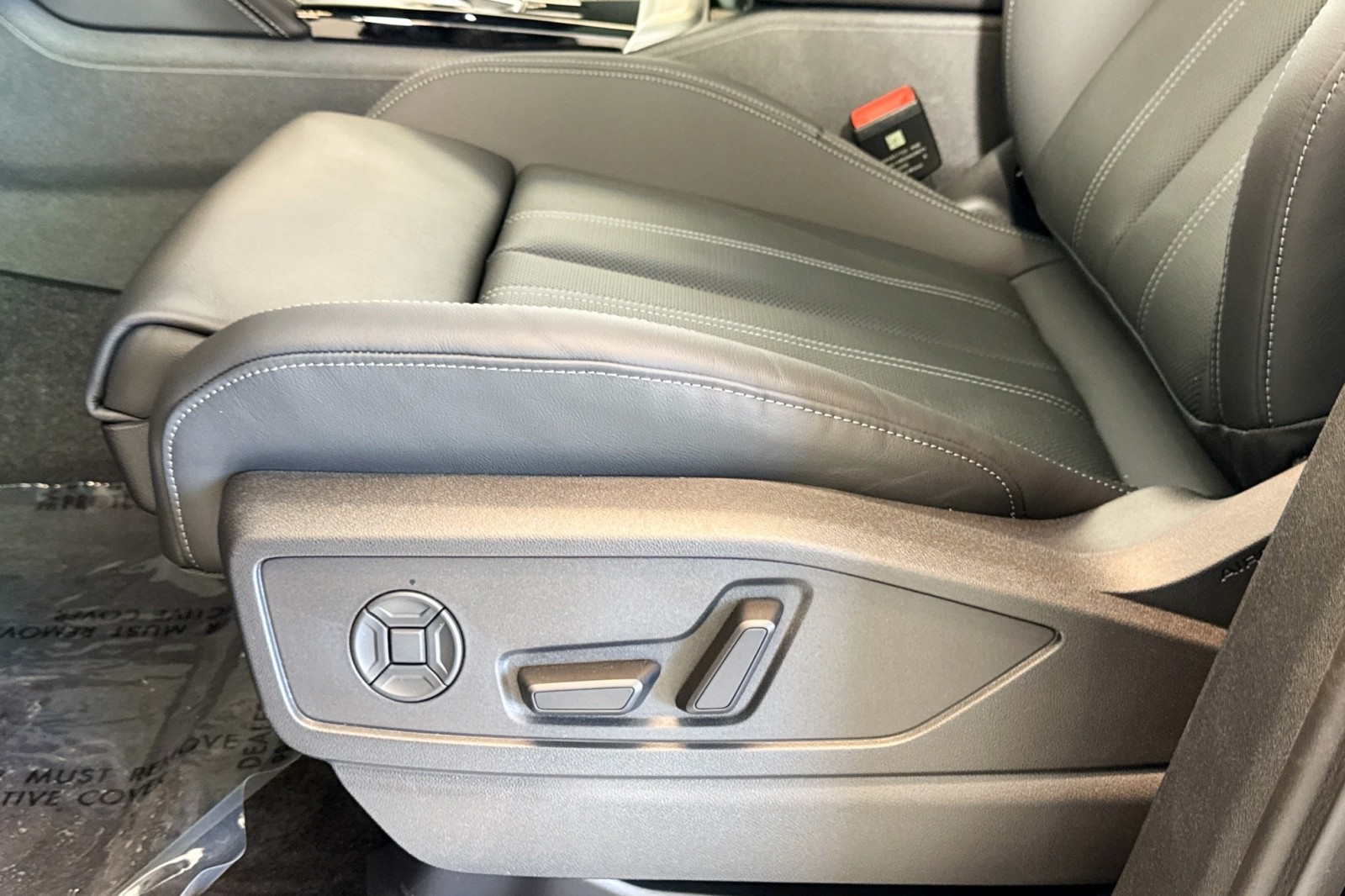 New 2025 Mythos Black Metallic Audi Premium Plus 2.0 TFSI quattro image 16