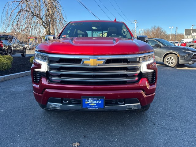 2022 Chevrolet Silverado 1500 High Country 3