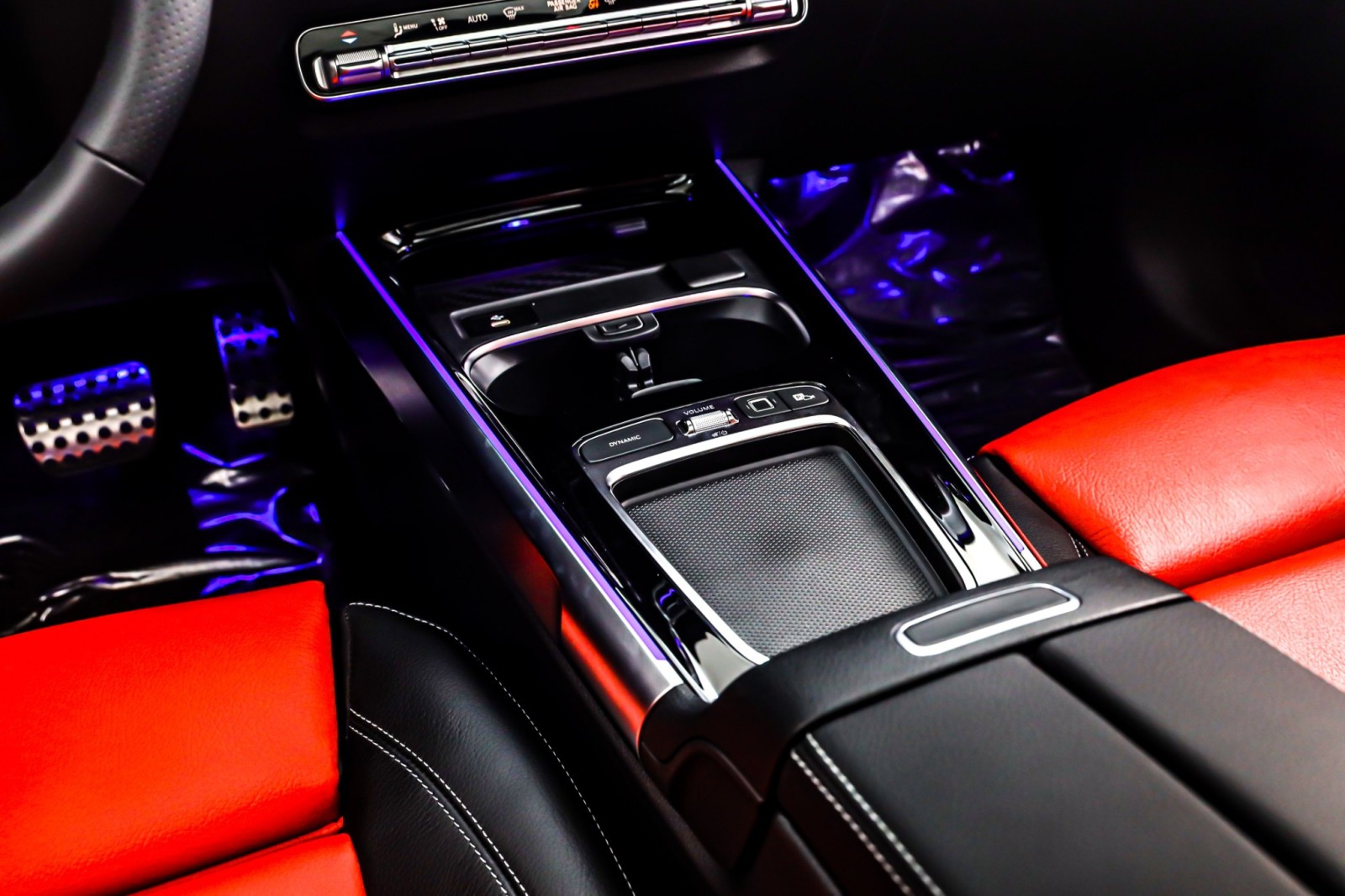 New 2026 Night Black Mercedes-Benz GLB 250 SUV image 6